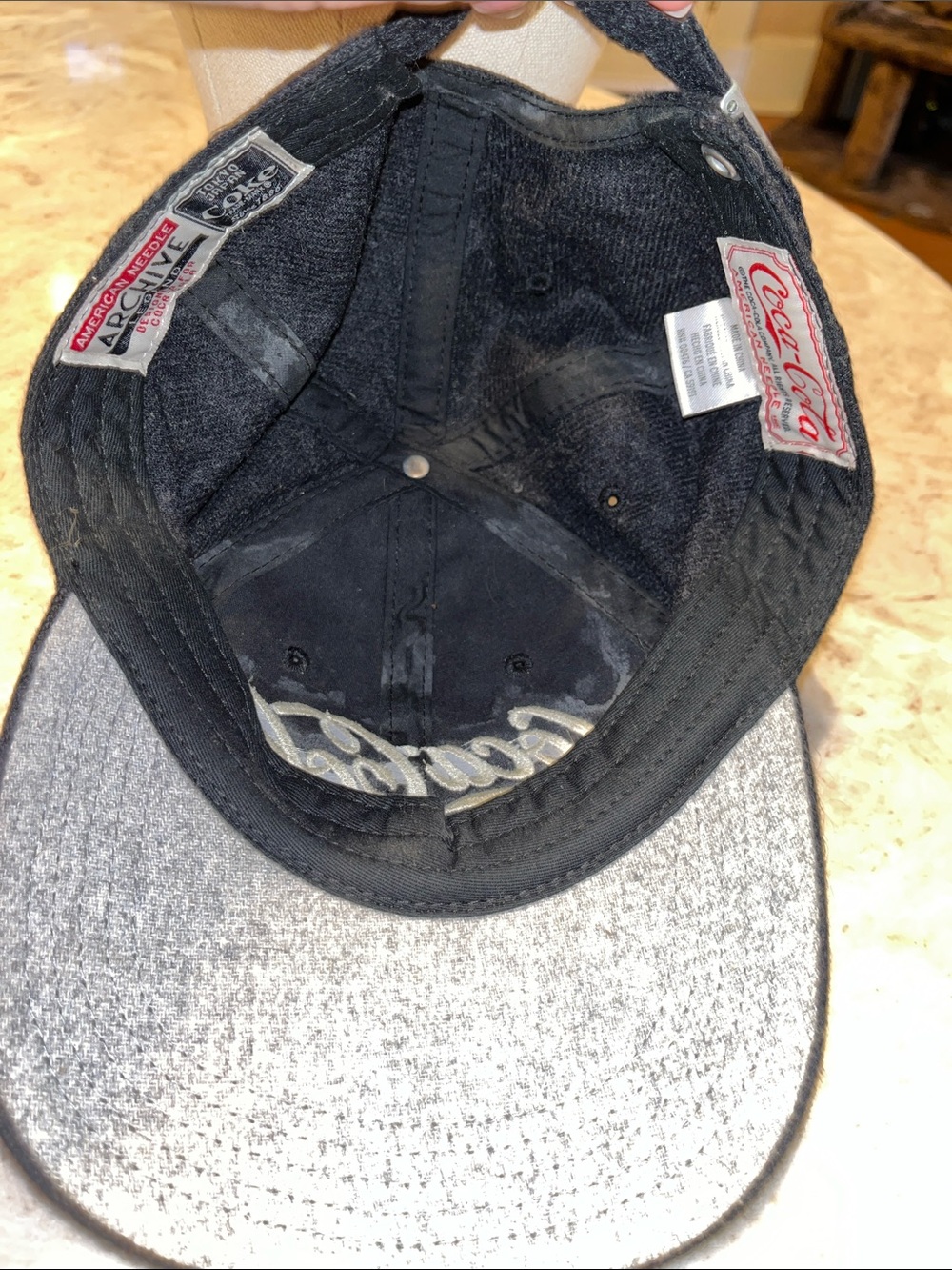 Coca Cola x American Needle Archive Legend Wool Blend Tokyo, Japan Cap - Picture 5 of 8